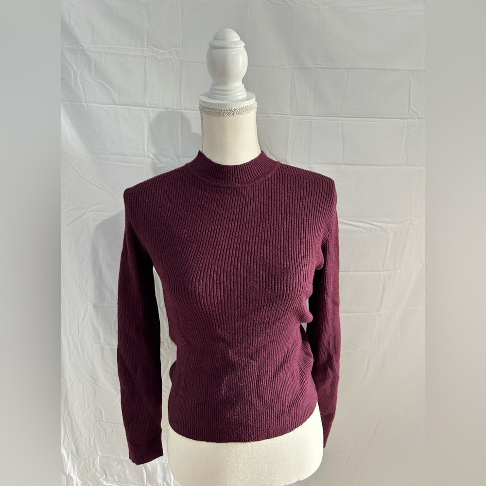 Burgundy Sweatshirt Jumper low turtleneck